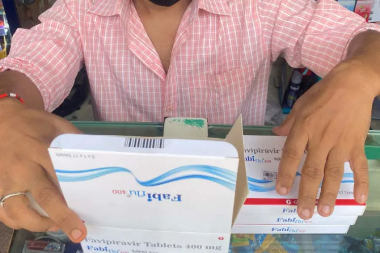 Cum poți obține de la farmacie medicamente pentru COVID