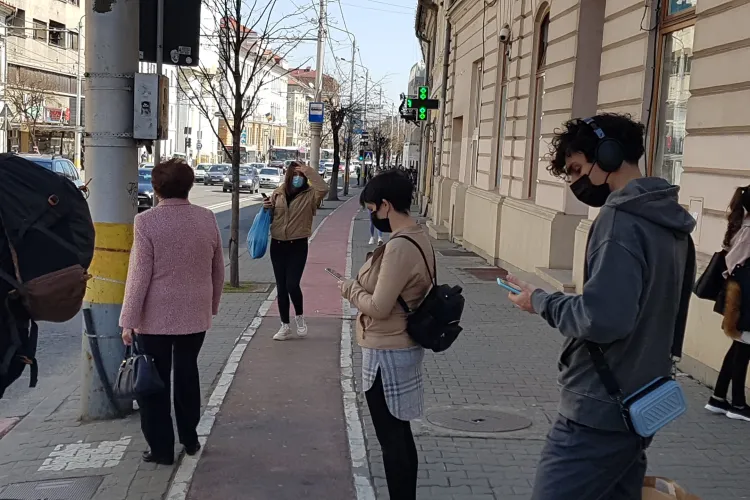 Cât de mult protejează masca! E foarte probabil să întâlnești un om bolnav în următoarele zile