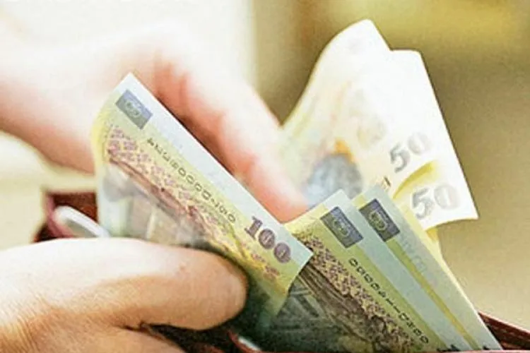 Spirit civic ZERO la Cluj! Femeie furată în centrul Clujului de două tinere de etnie romă nu a fost ajutată de nimeni