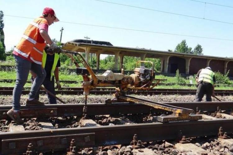 O nouă amânare pentru modernizarea căii ferate Cluj Napoca-Episcopia Bihor. Licitațiile se suspendă