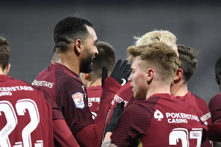 CFR Cluj este înglodată în datorii! Jucătorii au conturile blocate de ANAF