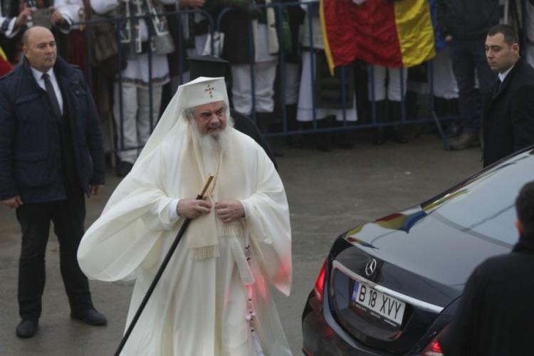 Biserica Ortodoxă nu vrea să aibă legătură cu AUR. Confundă patriotismul cu (ultra)naționalismului zgomotos 