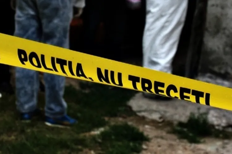 Un bărbat a fost găsit spânzurat în propria casă. O femeie de 49 de ani găsită fără suflare în aceași locuință