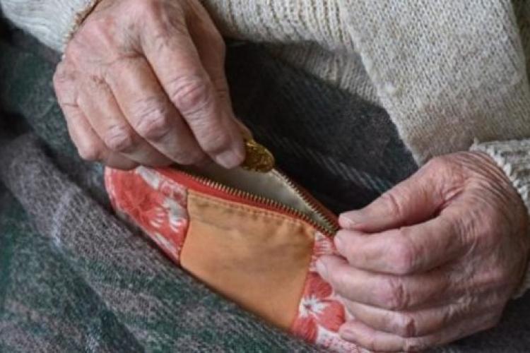 De 30 de ani, o pensionară și-a notat cum au evoluat prețurile la alimente. Cum arată carnețelul său cu cheltuieli din ultimul deceniu