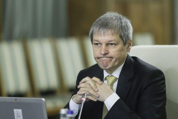 Cioloș și-a anunțat demisia de la conducerea USR. Orgoliul personal este peste prioritățile partidului și datoria față de alegători?