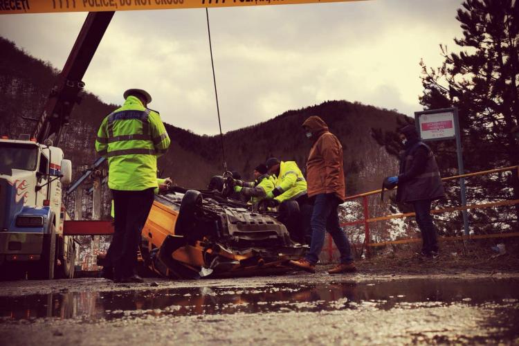 Poliția Cluj despre accidentul cu doi morți de la barajul Someșul Cald: Cu 5 minute în plus la destinație? - FOTO