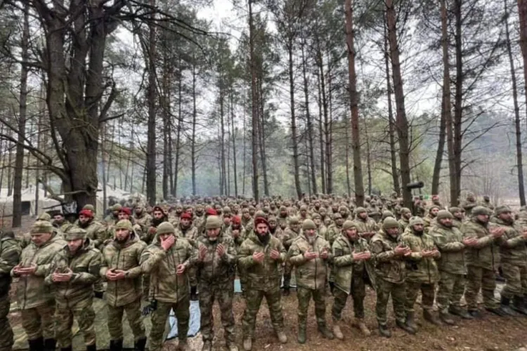 Soldații ceceni aduși de ruși în Ucraina, pentru a captura mai mulți lideri de la Kiev - FOTO