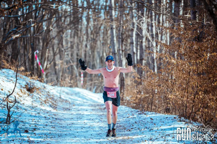 VIDEO - Clujeanul Vlad Pop, în drum spre maratonul 6633 Arctic Ultra. Sportivul luptă pentru o cauză nobilă