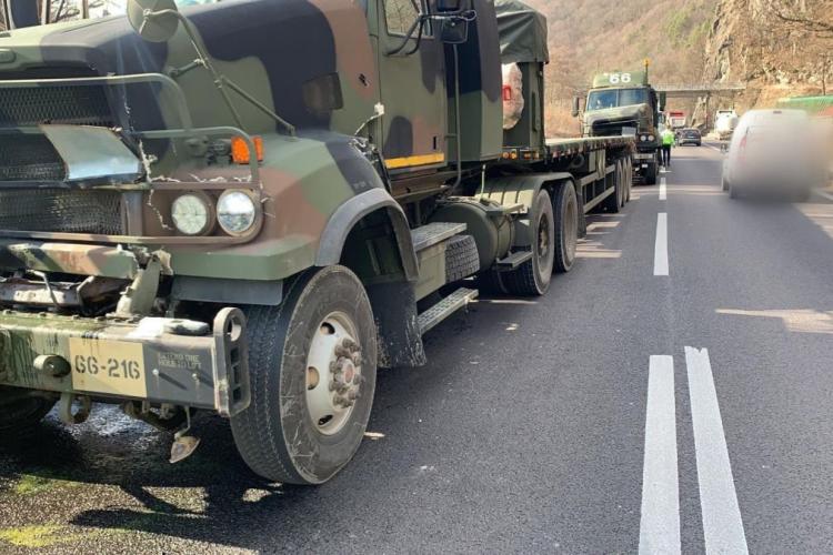 Convoiul militar al NATO implicat într-un accident pe Valea Oltului