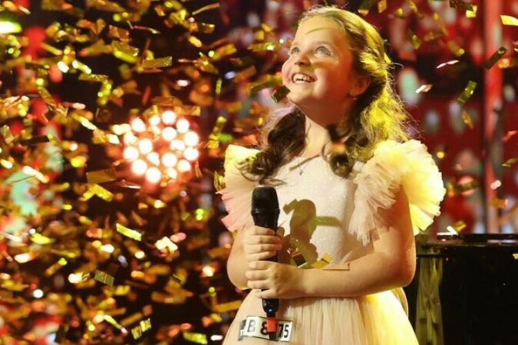 Îngerul de fată, Martina Meola, a luat Golden Buzz la Românii au talent - VIDEO
