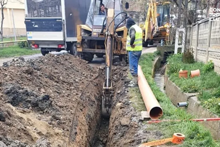 Se extinde canalizarea menajeră pe trei străzi din Cluj-Napoca