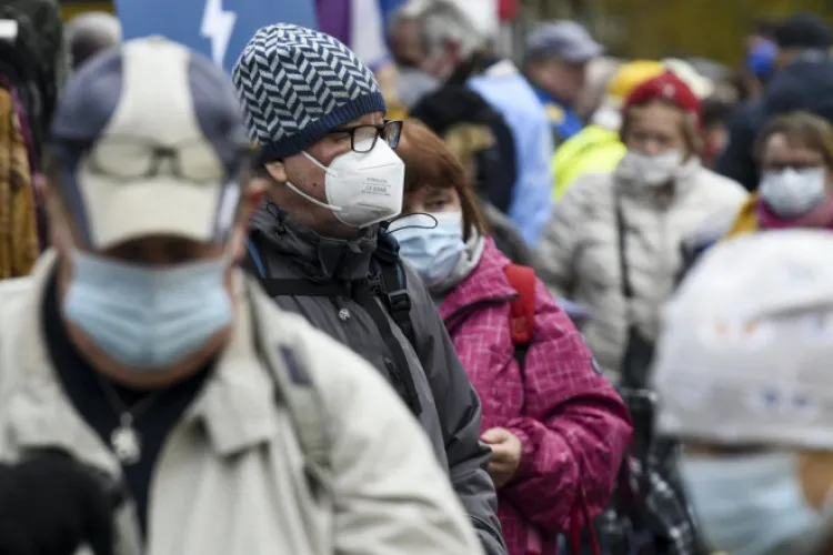 Rata de incidență COVID continuă să scadă la Cluj. Vezi care este incidența COVID în principalele orașe din județ