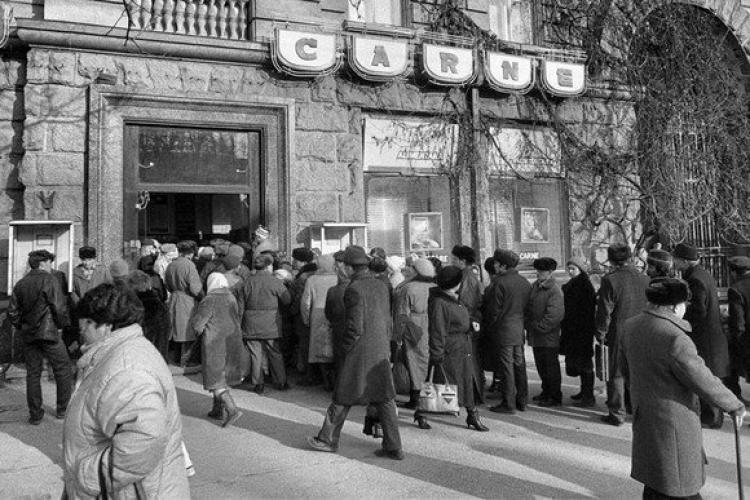 Cât costa la Cluj un ou în perioada comunistă și cât e acum! Un ”ștab” de partid de atunci trăia mai prost ca un om cu salariu mediu acum