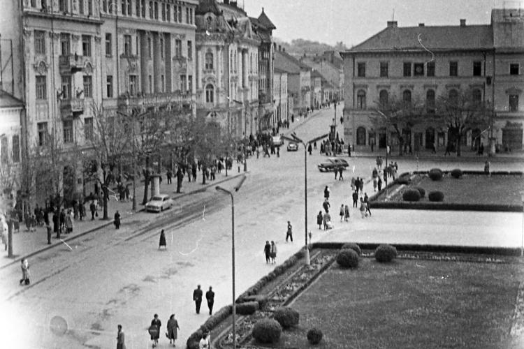 FOTO - Piața Unirii: I-a dispărut frumusețea de altă dată? Ce spun clujenii despre grandioasa Piață a municipiului Cluj-Napoca