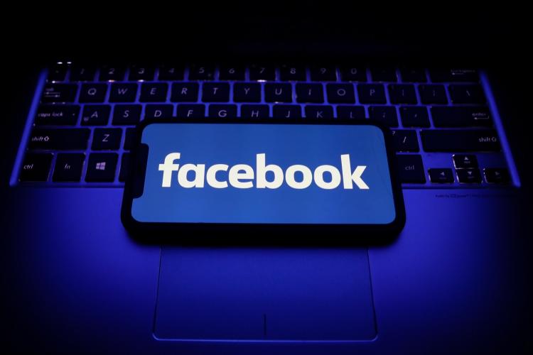 Facebook permite postări de război din Ucraina care îndeamnă la violență împotriva invadatorilor ruși