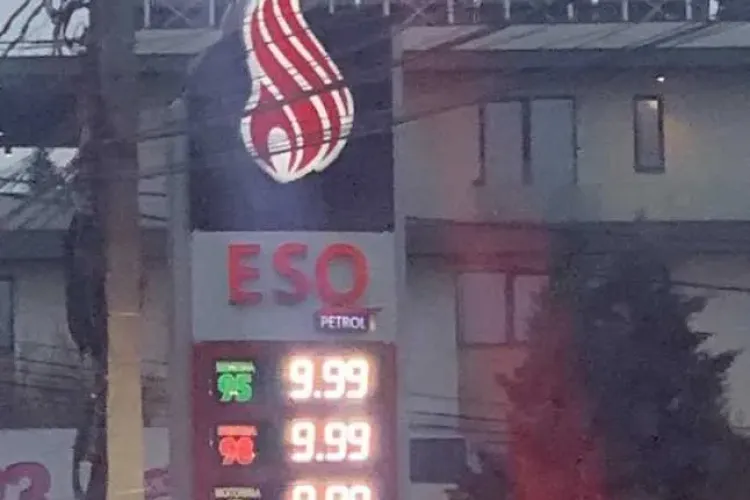 O rețea de benzinării din Transilvania dă banii înapoi șoferilor și își cere scuze că s-a LĂCOMIT