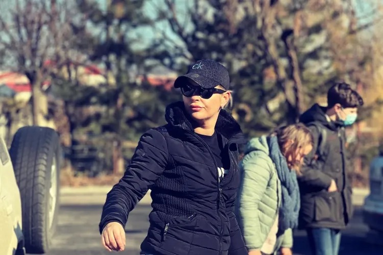 Clujeanca Rocsana Contraș, voluntar pentru refugiați: Rușii sunt la 15 km de granița cu România și trag în civili