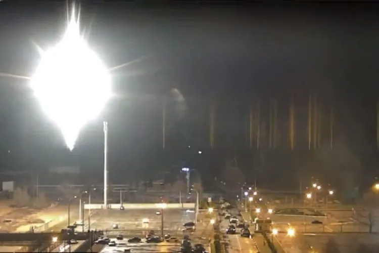 Centrala nucleară Zaporojie, cea mai mare din Europa, a luat foc după ce a fost bombardată de ruși
