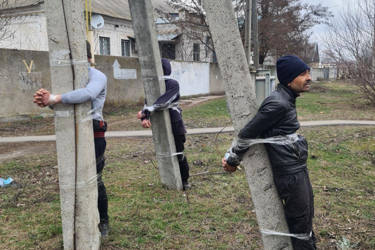 Hoți prinși în Ucraina, pedepsiți în mod exemplar - FOTO