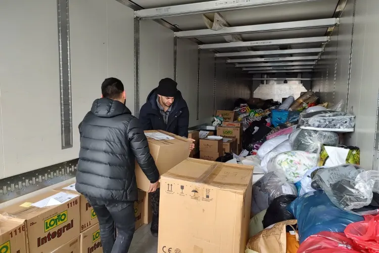 Voluntarii clujeni au donat medicamente și materiale sanitare pentru spitalele din Ucraina