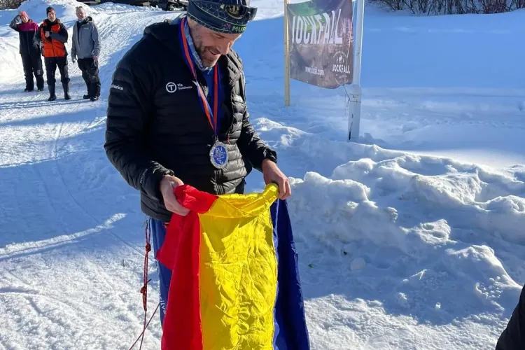 VIDEO - Ultramaratonistul Tibi Ușeriu, învingător din nou! Sportivul a câştigat marea aventură îngheţată de 500 de kilometri