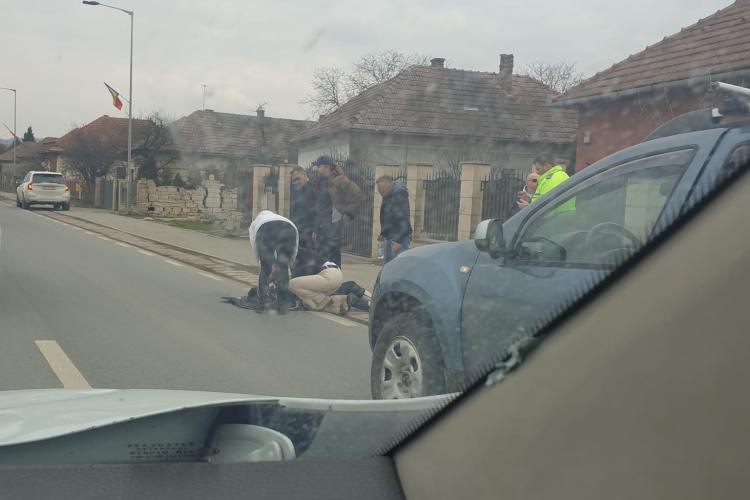 Pieton lovit de mașină în Florești! Oamenii cer semaforizare sau pasaje. Alții spun că viteza e de vină - FOTO   