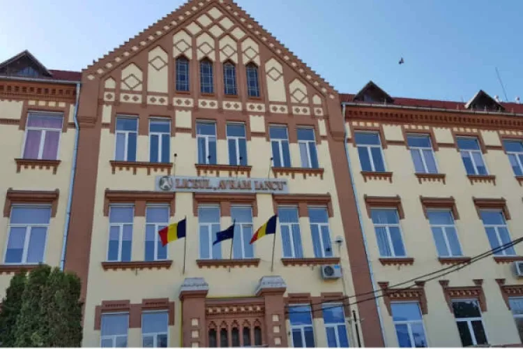 Liceul Avram Iancu din Cluj-Napoca a dominat fără drept de apel olimpiadele de Biologie și Chimie