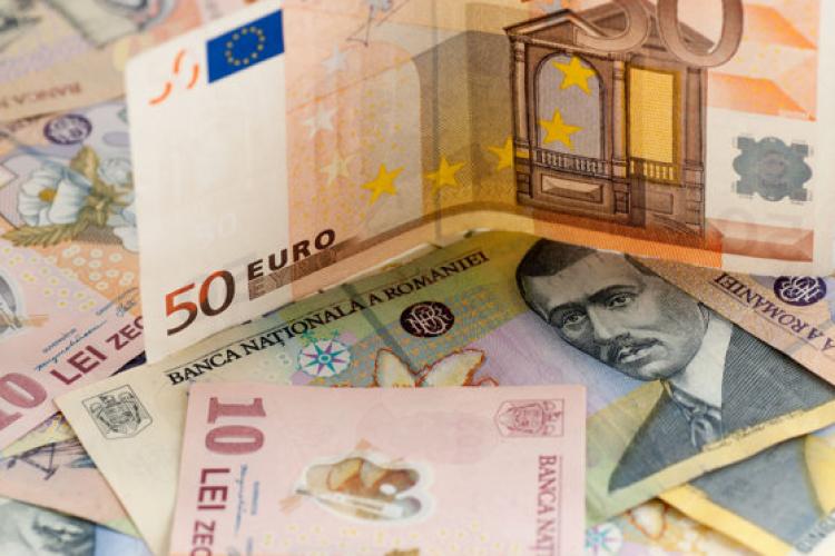 Curs valutar 21 martie 2022. Leul crește, euro și dolarul în scădere
