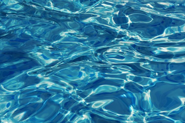 Destin tragic! O refugiată din Ucraina a murit înecată în piscina unui hotel din Tășnad, Satu Mare   