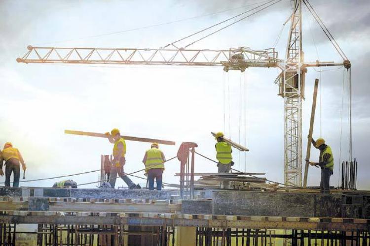 Creștere solidă a lucrărilor din construcții, cu aproape 13% în ianuarie 2022