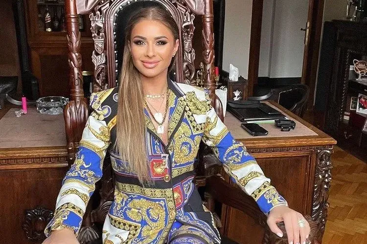 Anamaria Prodan l-a dat uitării pe Reghe. Impresara este gata să se căsătorească imediat după divorț: „Da, îmi place foarte tare”