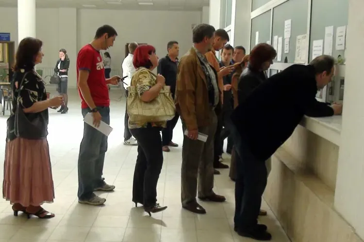 Românii care vor să afle ONLINE cât mai au până ies la pensie întâmpină o problemă neașteptată: sunt chemați la GHIȘEU