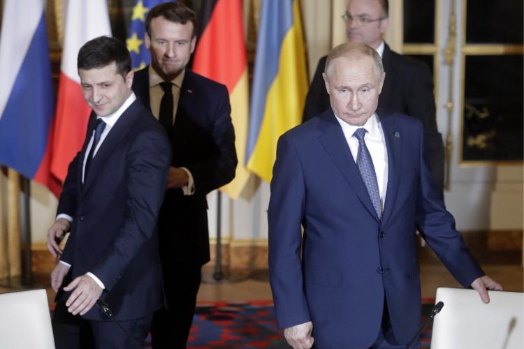 Kremlinul consideră negocierile cu Kievul insuficient de „substanţiale”. Rusia: „Dorim ca procesul să fie mai energic”