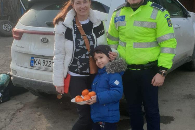Cum au salvat doi polițiști din Cluj o familie de ucraineni ajunsă la capătul puterilor - FOTO