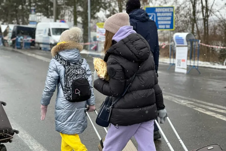  O româncă a spus că e refugiată, pentru a primi ajutoare