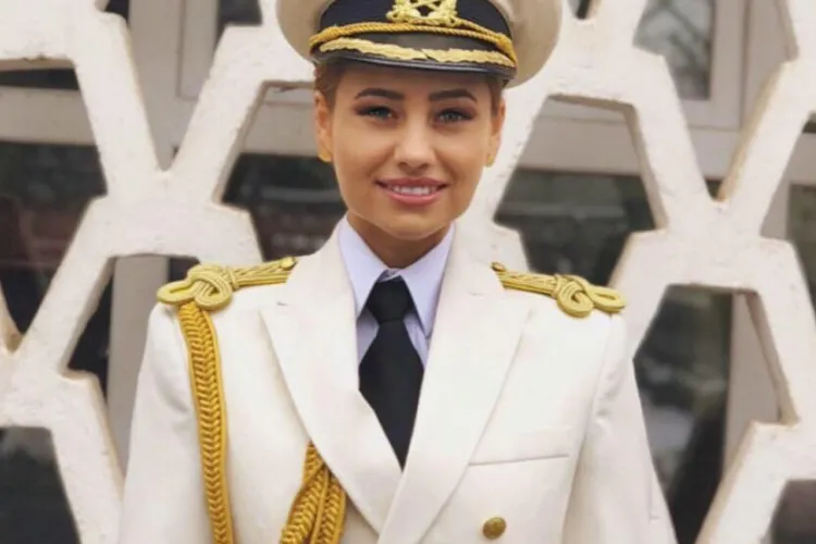 Emilia Dorobanțu, ”prințesa” Muzicilor Militare românești, spune ”Stop Războiului” din Ucraina - VIDEO