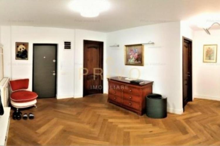 Apartament vândut la Cluj cu peste 600.000 de euro, la ”pachet” cu trei locuri de parcare