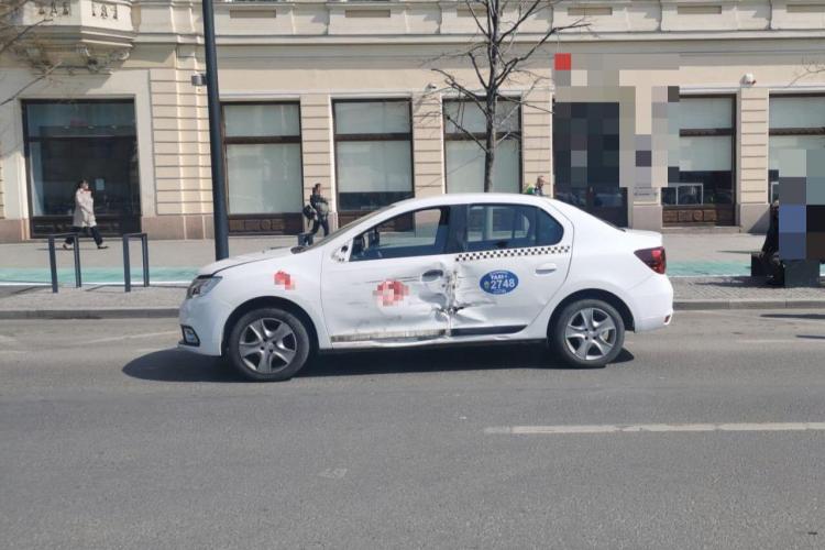 ACCIDENT grav în centrul Clujului. Două persoane au fost rănite
