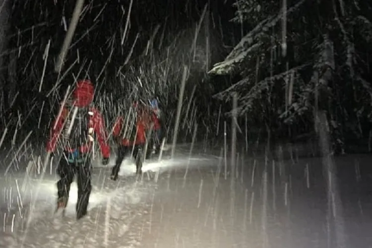 Câțiva ucraineni au încercat să ajungă în România traversând munții. Unul a fost găsit degerat, iar altul era decedat într-o râpă