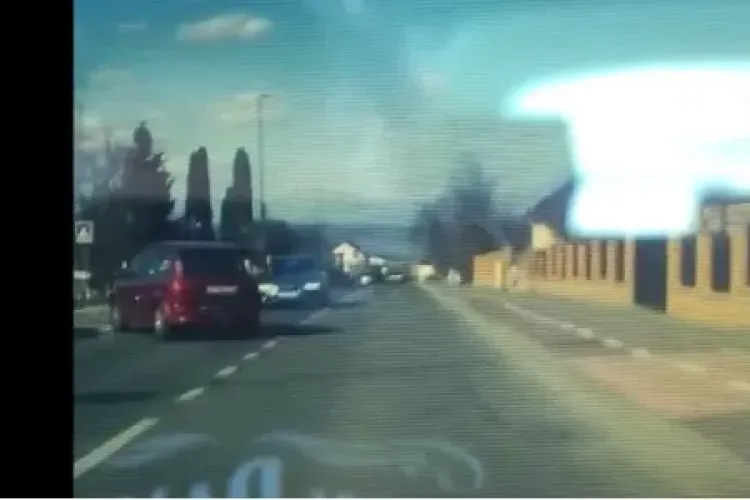 O nouă zi în traficul clujean! A trăit o scenă de infarct: Așa se produc accidentele! - VIDEO