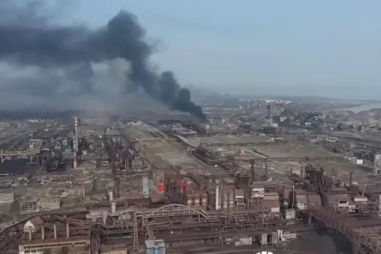 Fortăreața de NEÎNVINS din Mariupol, de unde Batalionul AZOV rezistă asaltului rus de peste 50 de zile: Rușii nu au curaj să intre!