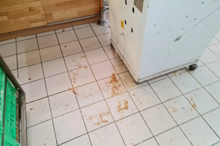 Amenzi dure pentru mai multe magazine din județul Cluj. Ce au găsit inspectorii ANPC