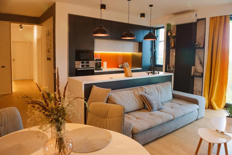 Chirie astronomică în Cluj-Napoca, pentru un apartament cu 2 camere: Mai bine plătești rate la al tău - FOTO