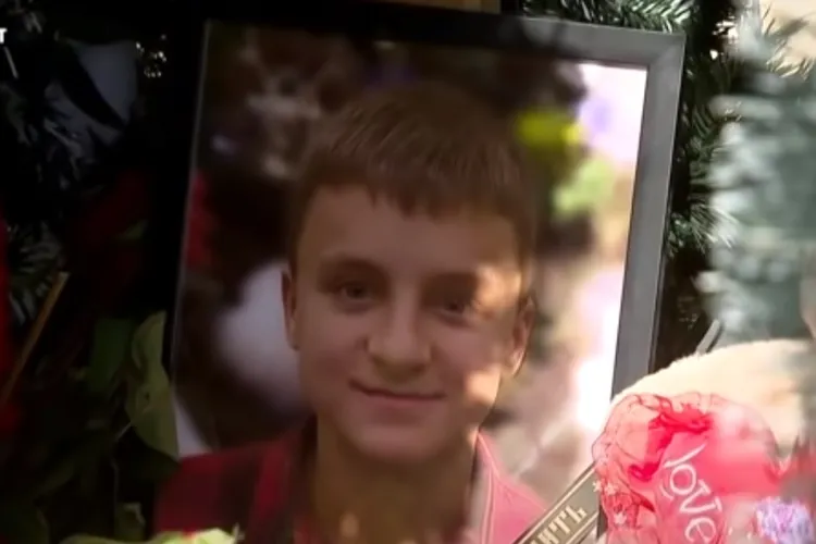 Rușii au executat un copil sub ochii mamei. S-au prefăcut că îi lasă să plece, le-au făcut cu mâna, iar apoi au tras   