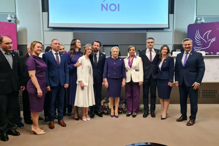 VIDEO - Viorica Dăncilă a fost aleasă președinte al Partidului NOI, înființat la Cluj-Napoca. Dăncilă: „Revenirea mea în politică va atrage multe critici”