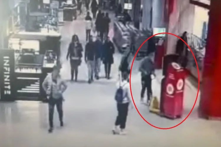 VIDEO - Culmea tupeului: Un tânăr de 19 ani s-a plimbat printr-un mall cu un bancomat furat. A plecat cu el fără să fie oprit