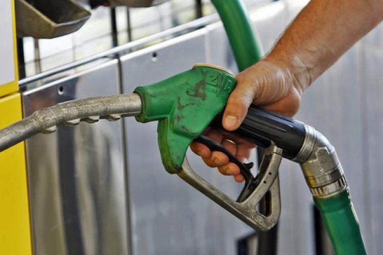 După o mică ieftinire, carburanții s-au scumpit din nou. Prețul benzinei și al motorinei în Cluj-Napoca