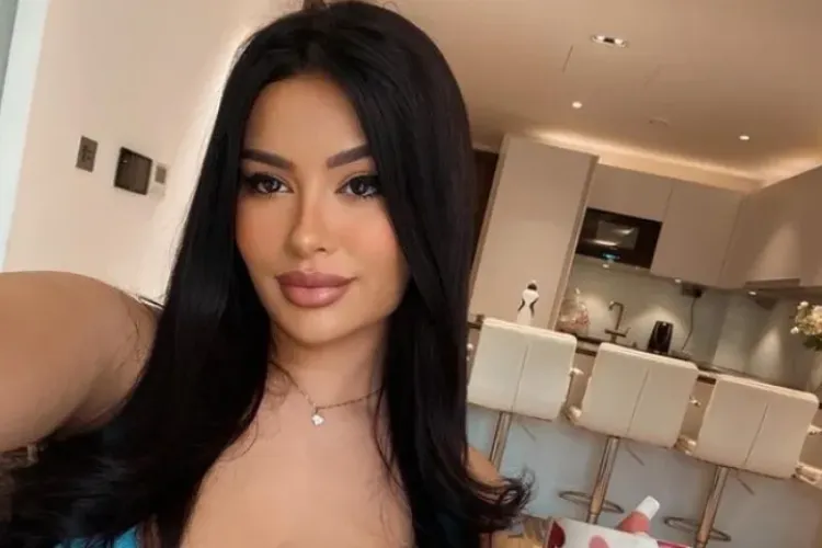 O tânără crede că este prea frumoasă și nu se poate angaja: ”Ai un preț mare de plătit dacă ești frumoasă” - FOTO