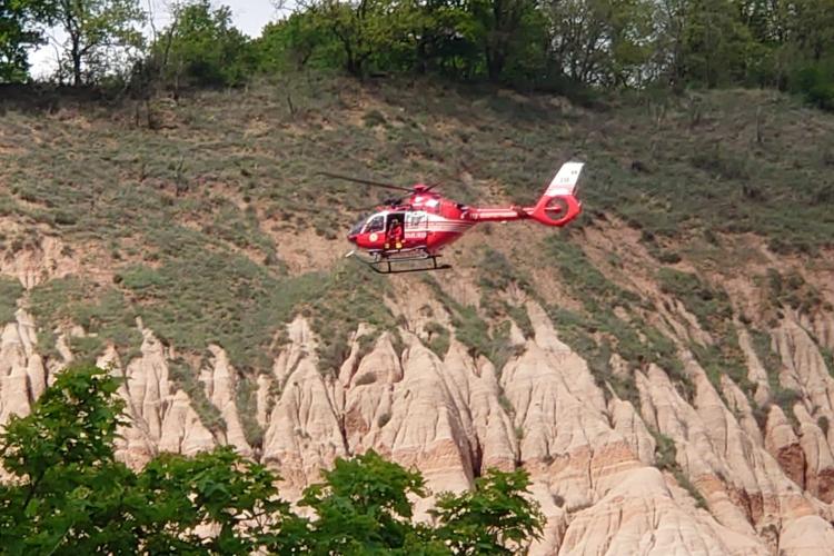 Un ATV cu doi copii a căzut în Râpa Roșie, din Sebeș: Elicopterul SMURD a avut o intervenție ca în filme - VIDEO