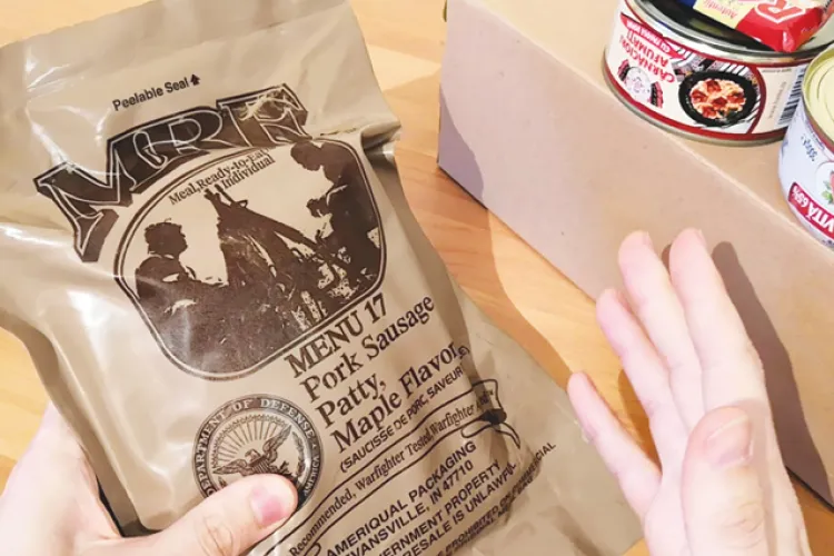 MApNa cumpărat pentru o unitate militară din Dej rații individuale de hrana pentru luptă 